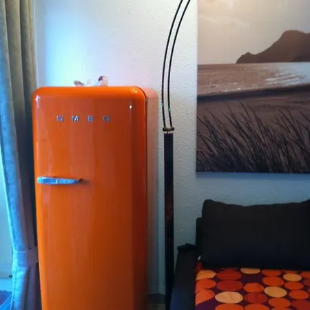 Au Coeur Du Village Naturiste אגדה