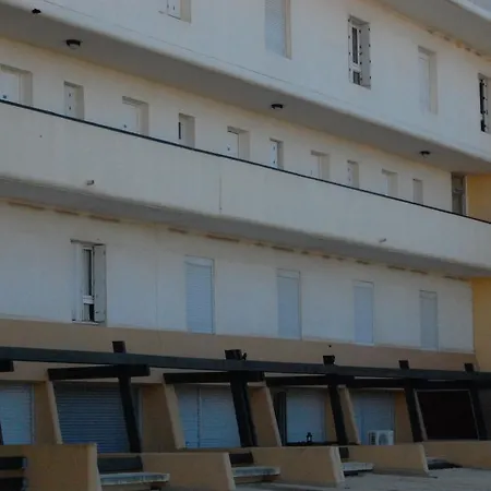 Au Coeur Du Village Naturiste דירה *