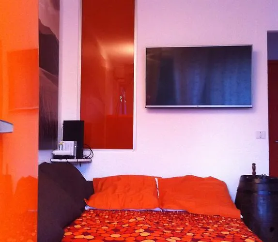 Au Coeur Du Village Naturiste Apartman *