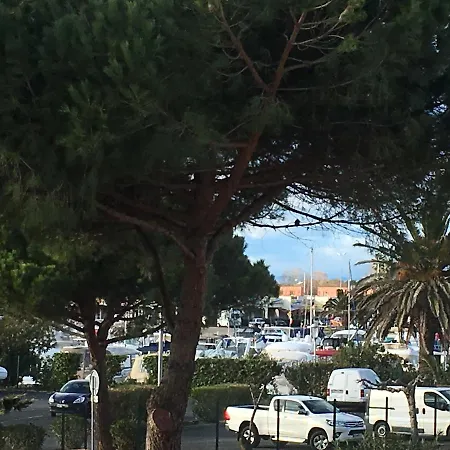 Au Coeur Du Village Naturiste Appartement