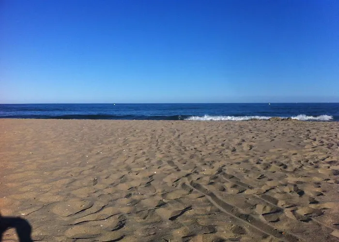 Au Coeur Du Village Naturiste *
