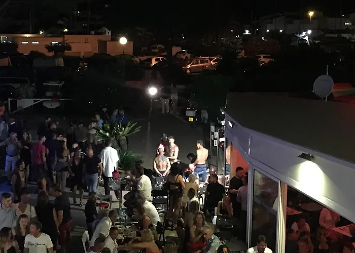 Au Coeur Du Village Naturiste Lejlighed *